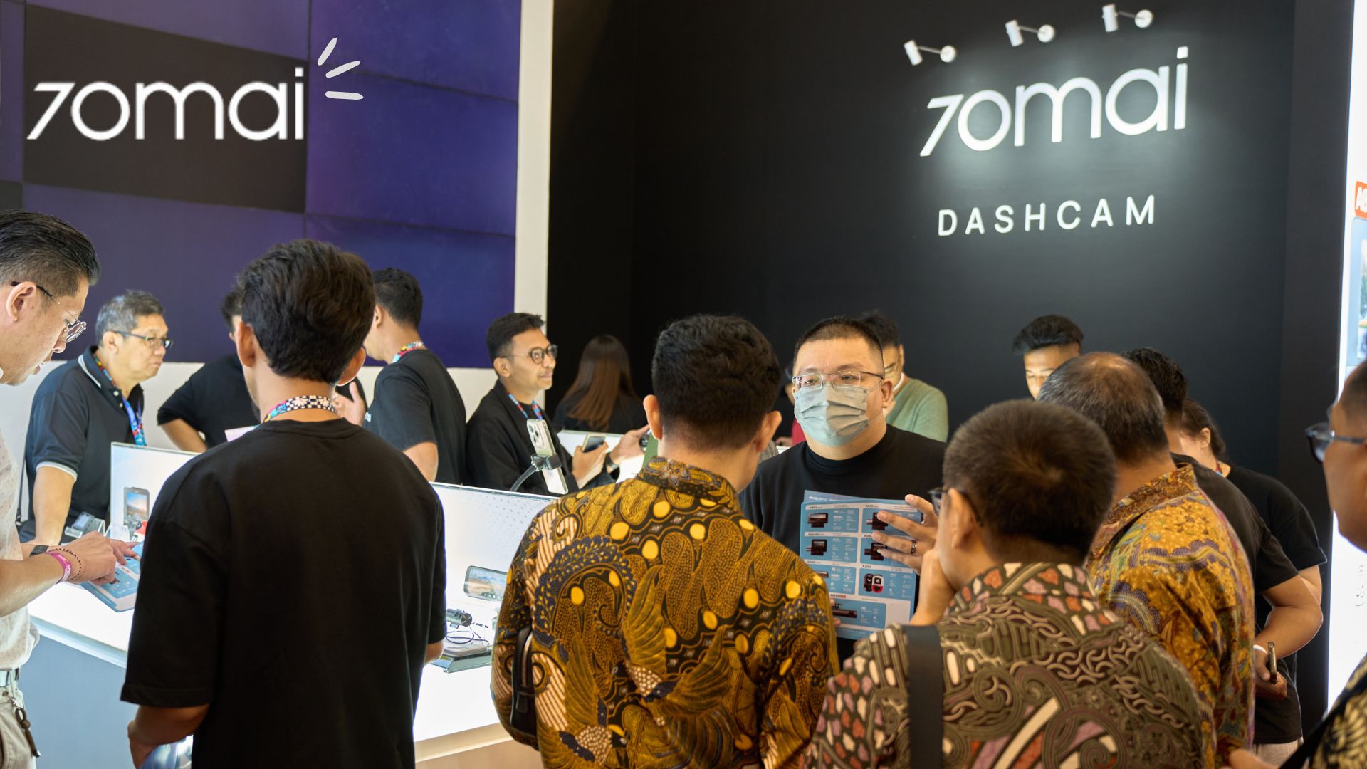 Read more about the article Ramai Pengunjung, 70mai Jadi Primadona Dashcam di Opening GJAW 2024