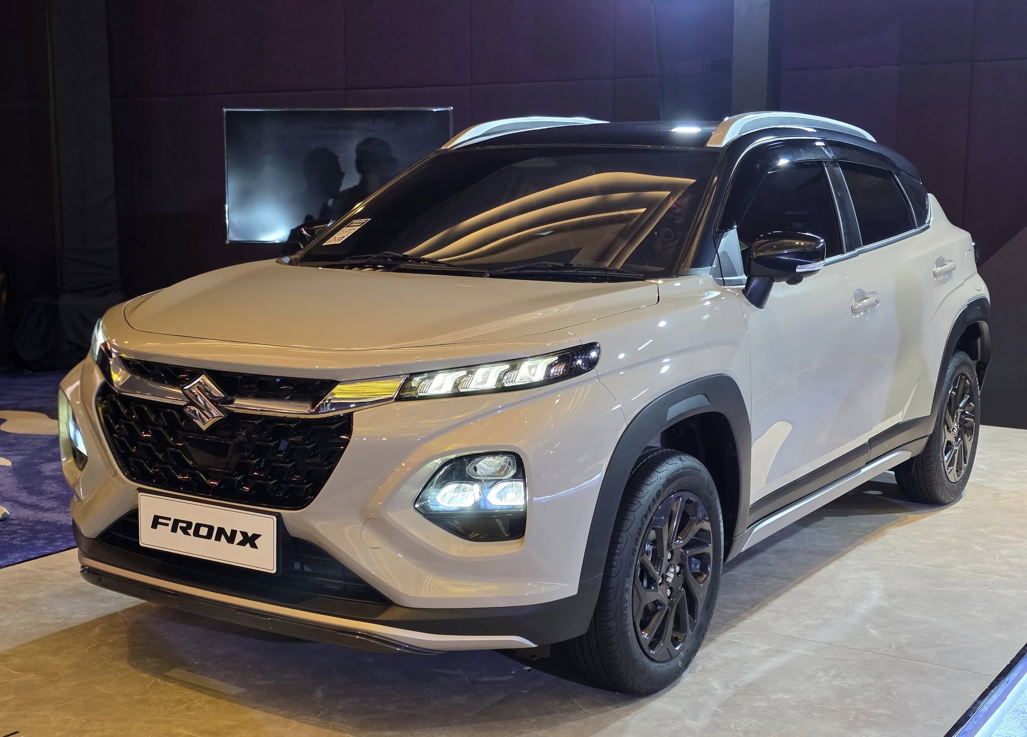 Suzuki FRONX terbaru 2025