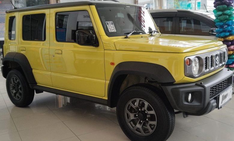 Suzuki Jimny 5 Pintu 2025, 1