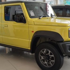 Suzuki Jimny 5 Pintu 2025, 1