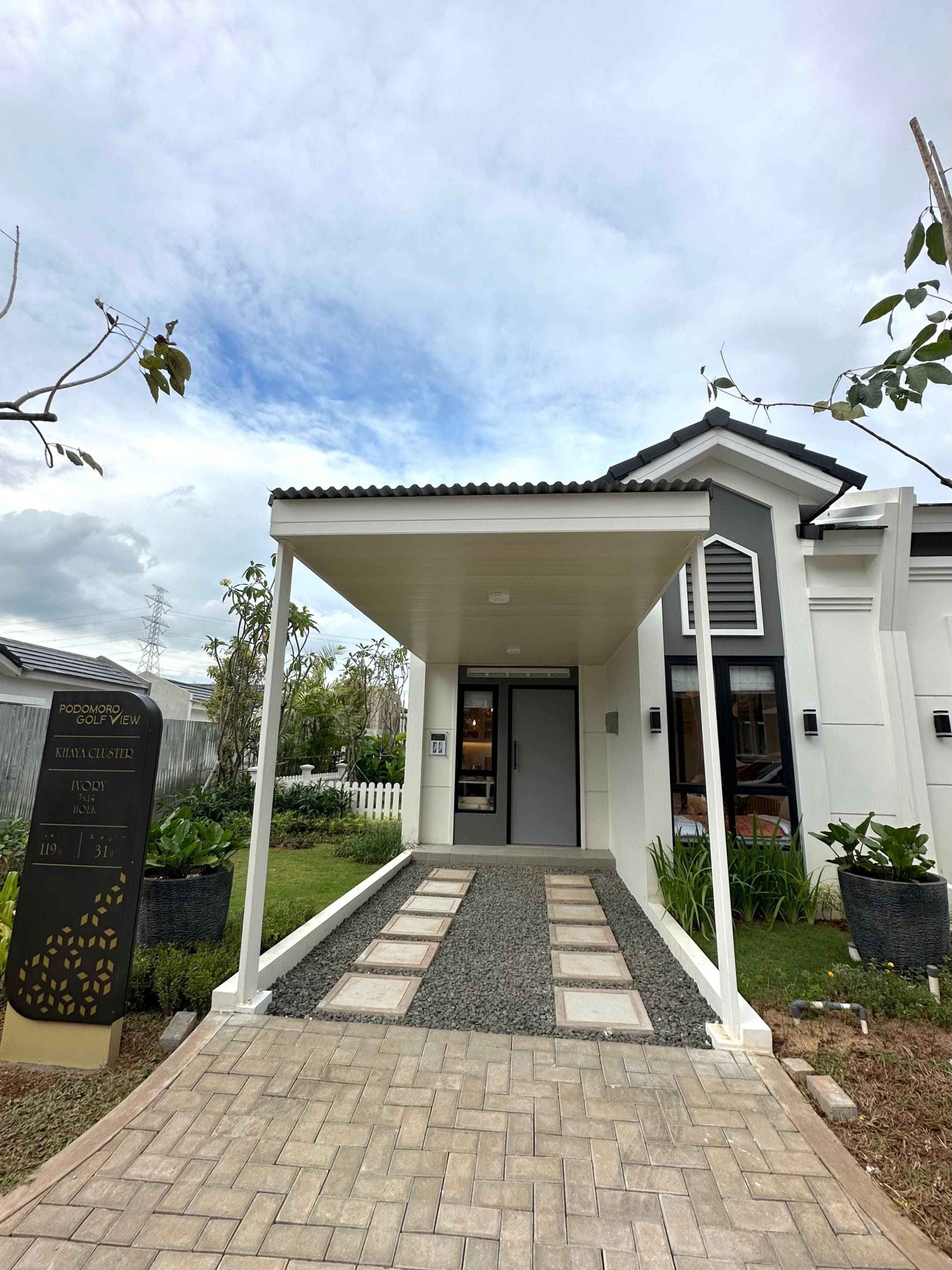 Rumah Tipe IVORY di GRAND KHAYA Podomoro Golf View