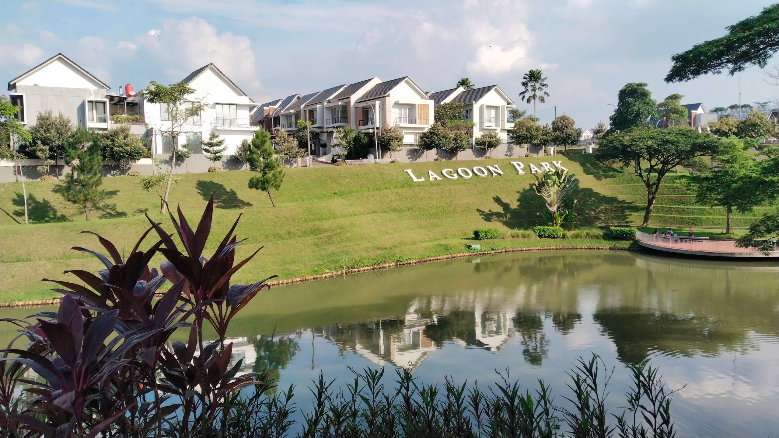 Danau Lagoon Park - Bukit Golf Cibubur