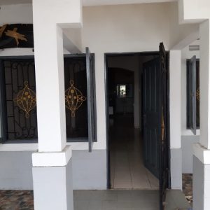 Dijual / Disewakan Rumah di Raffles Hills Cibubur