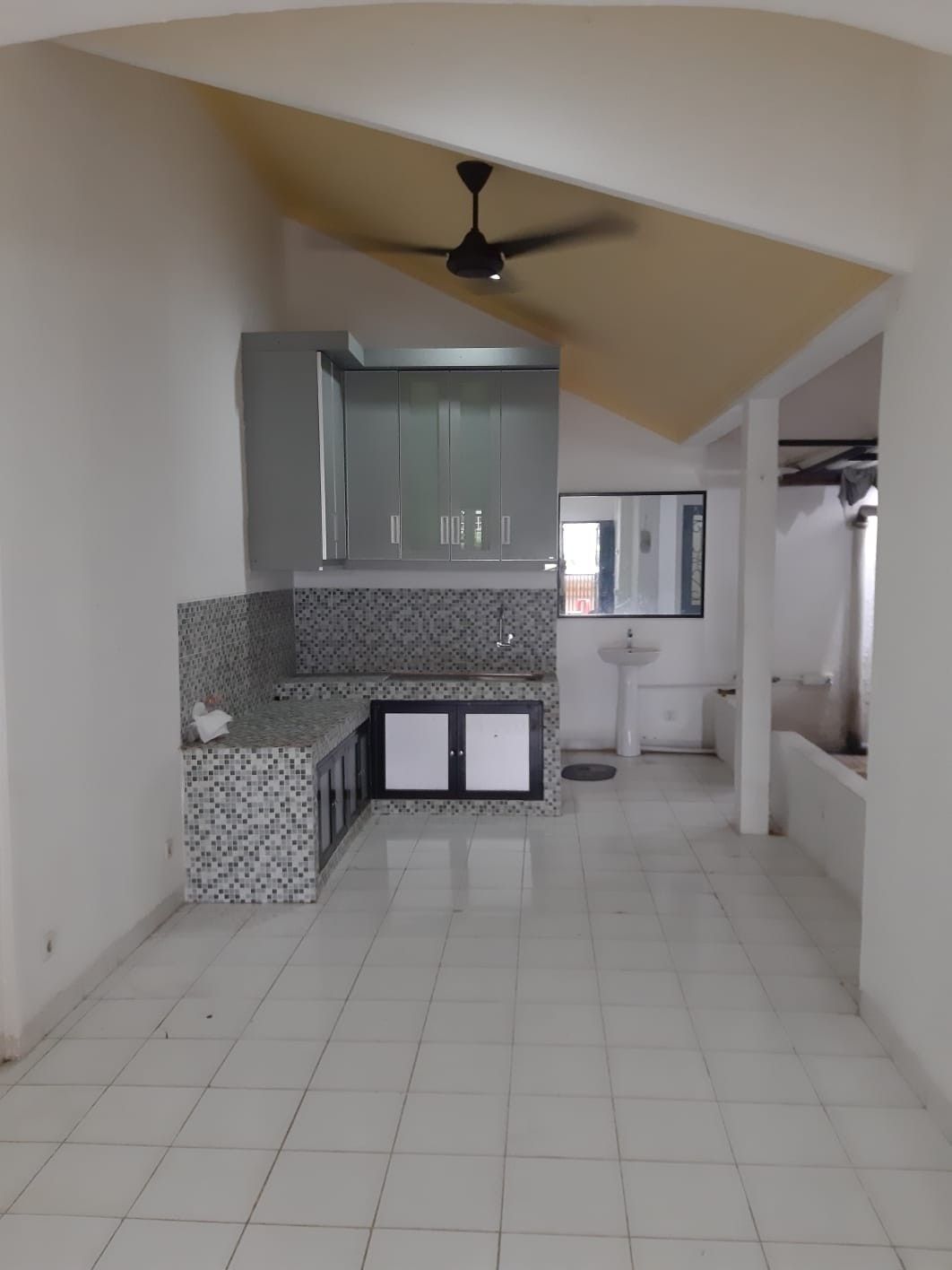 Dijual / Disewakan Rumah di Raffles Hills Cibubur - Image 3