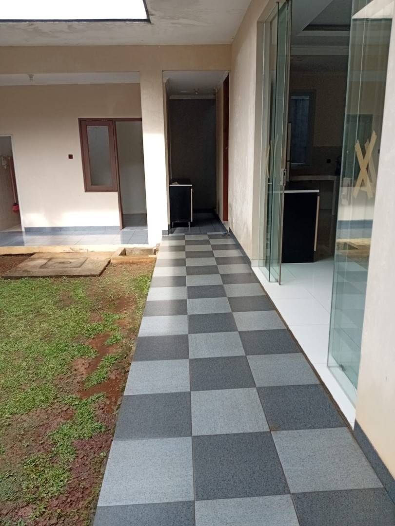 Jual Rumah Tingkat di Sentul City - Bogor - Image 4